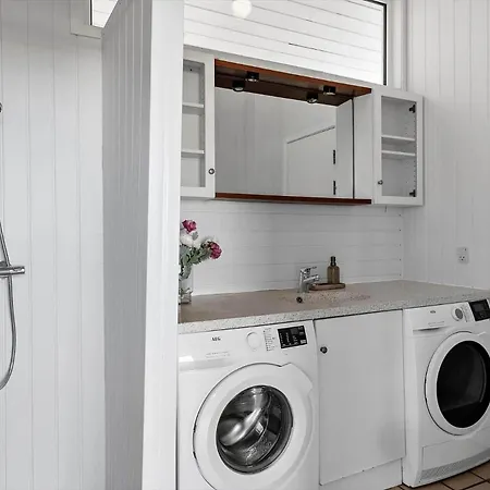 Nyaraló Ln2001-hjorring-bovlingbjergvej-13 *